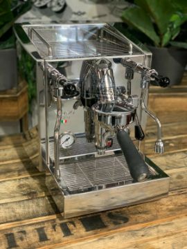 Izzo Vivi PID 1 Group  with Flick Taps