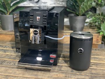 Jura Z6 Fully Automatic with Cool Control Package