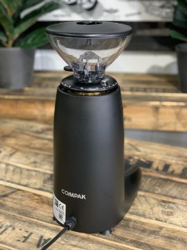 Compak K3 Push Black 