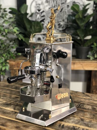 Wega Novecento 1 Group 