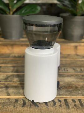 WPM Wellhome Pro  White